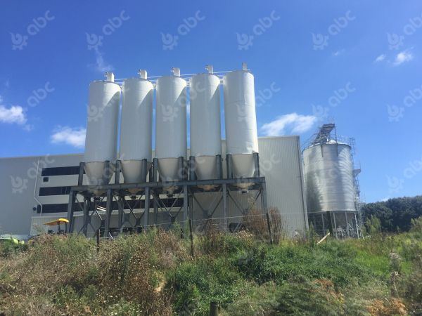 flour tank